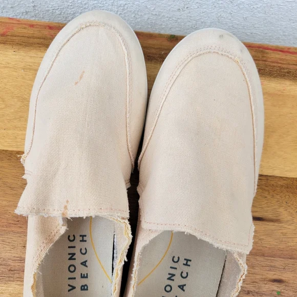 Vionic Beach Slip On Sneaker Canvas Shoes Women's Size 9.5 - Picture 12 of 16